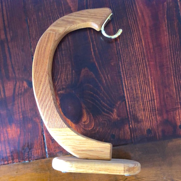 Wooden Handcrafted Banana Holder! - Picture 1 of 6